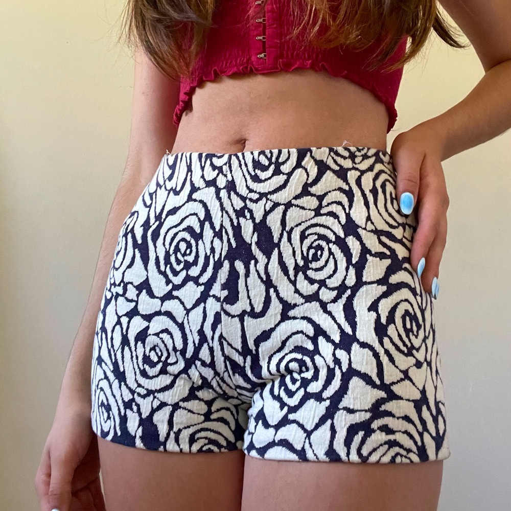 Las Pepas Shorts